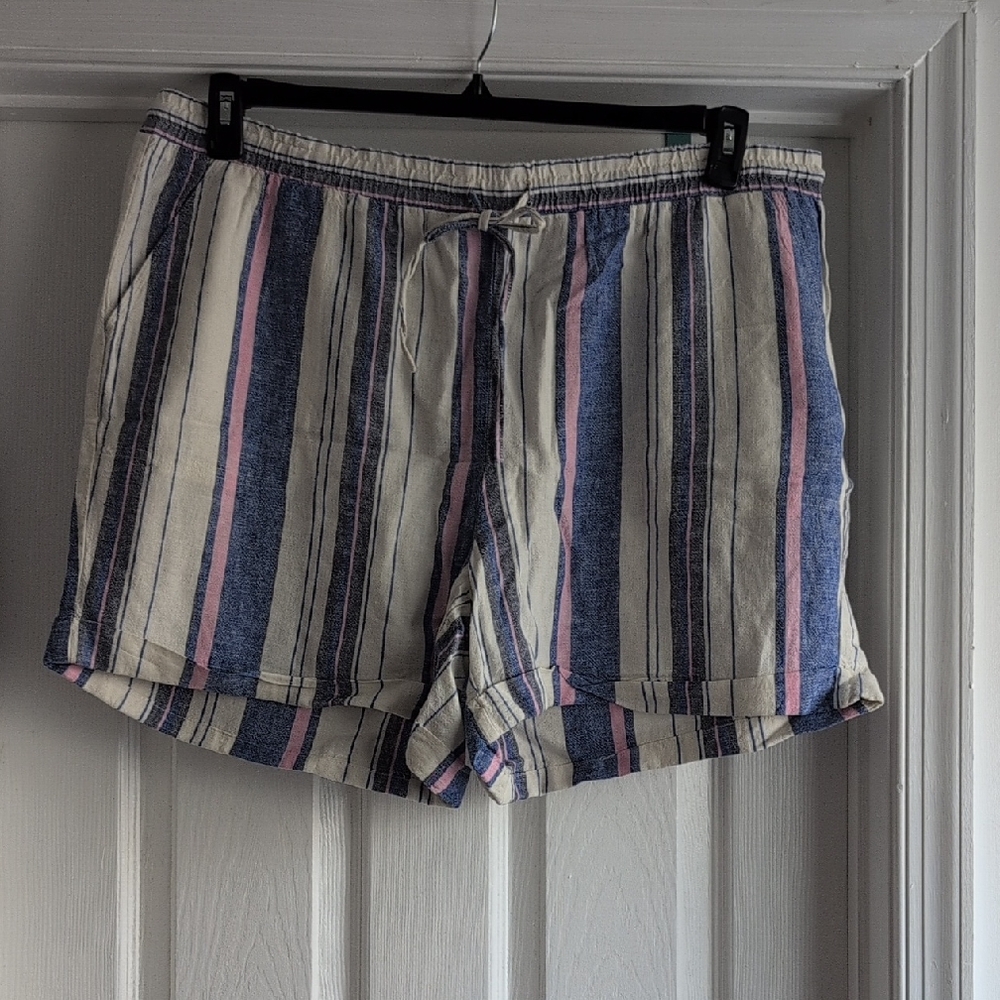 Ellen Tracy Blue and Pink Striped Women's Shorts